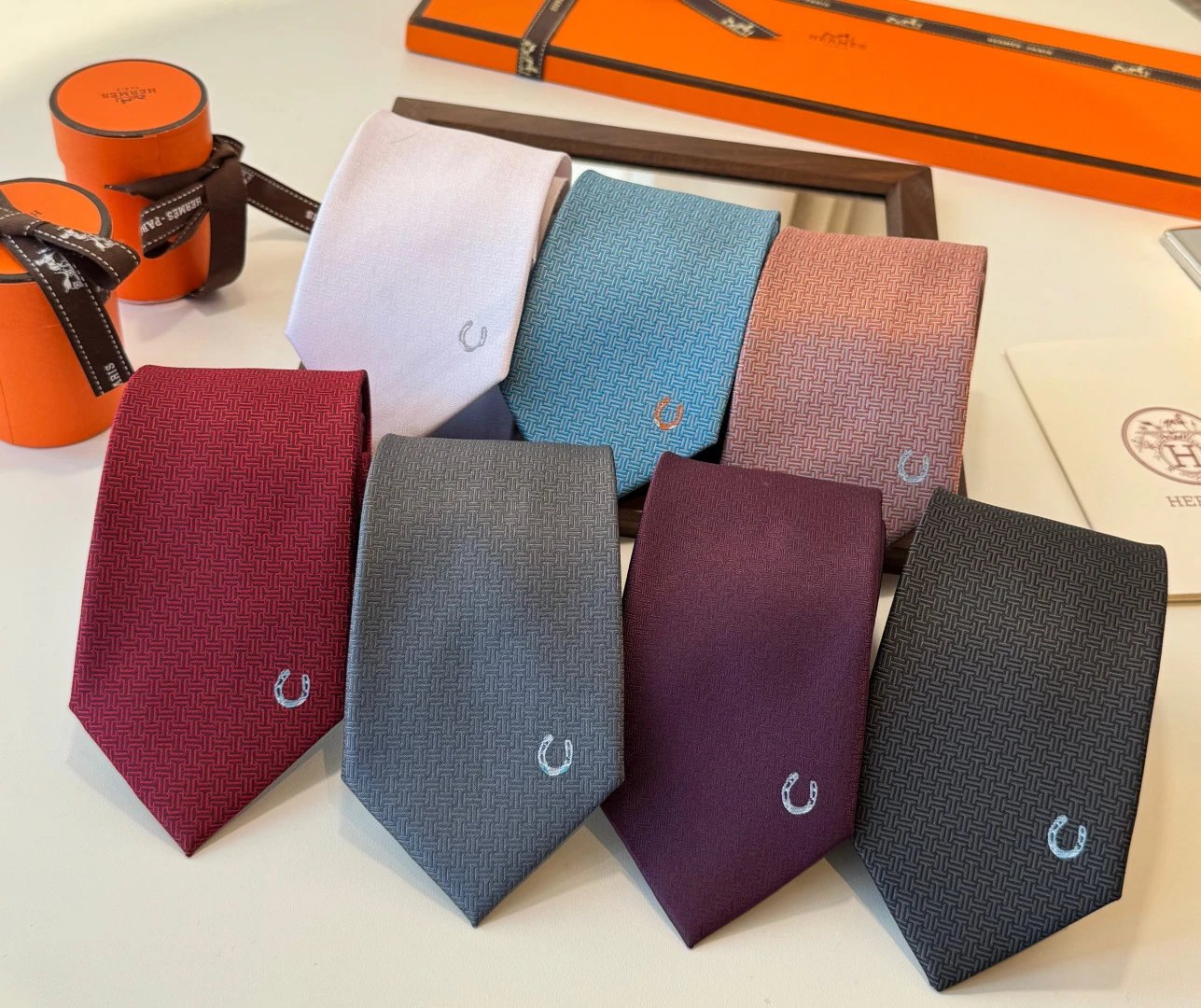Hermès Horseshoe Motif Silk Tie [8 styles] | 7757218926